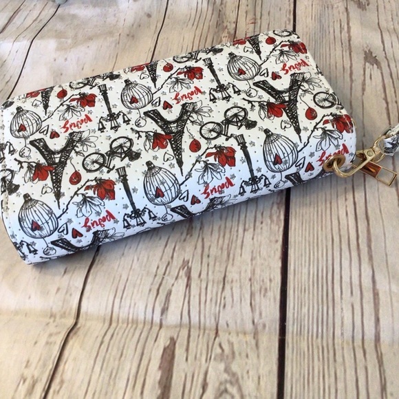 Blush Kiss Glitter Paris Eiffel Tower Floral Air Balloon Print Wristlet Wallet - Picture 5 of 9